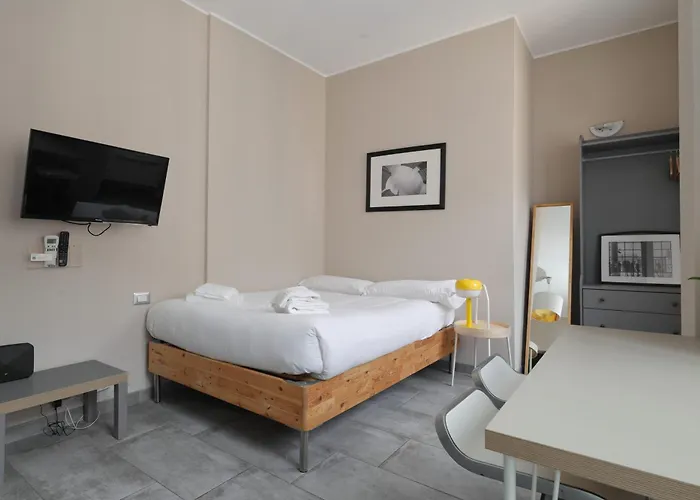 Apartment Hostmate - - Sammartini's Studio- Mailand