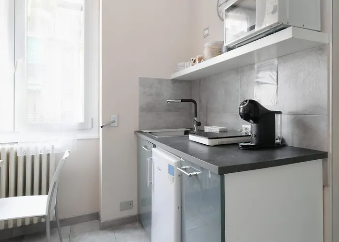 Apartment Hostmate - - Sammartini's Studio- Mailand