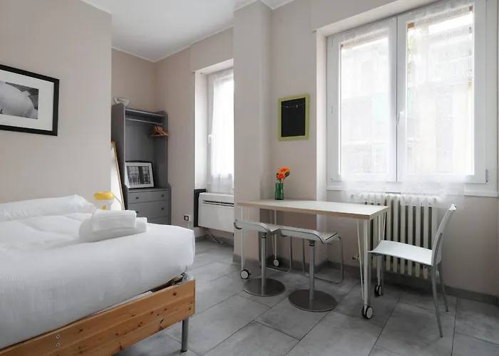 Hostmate - - Sammartini's Studio- Apartment